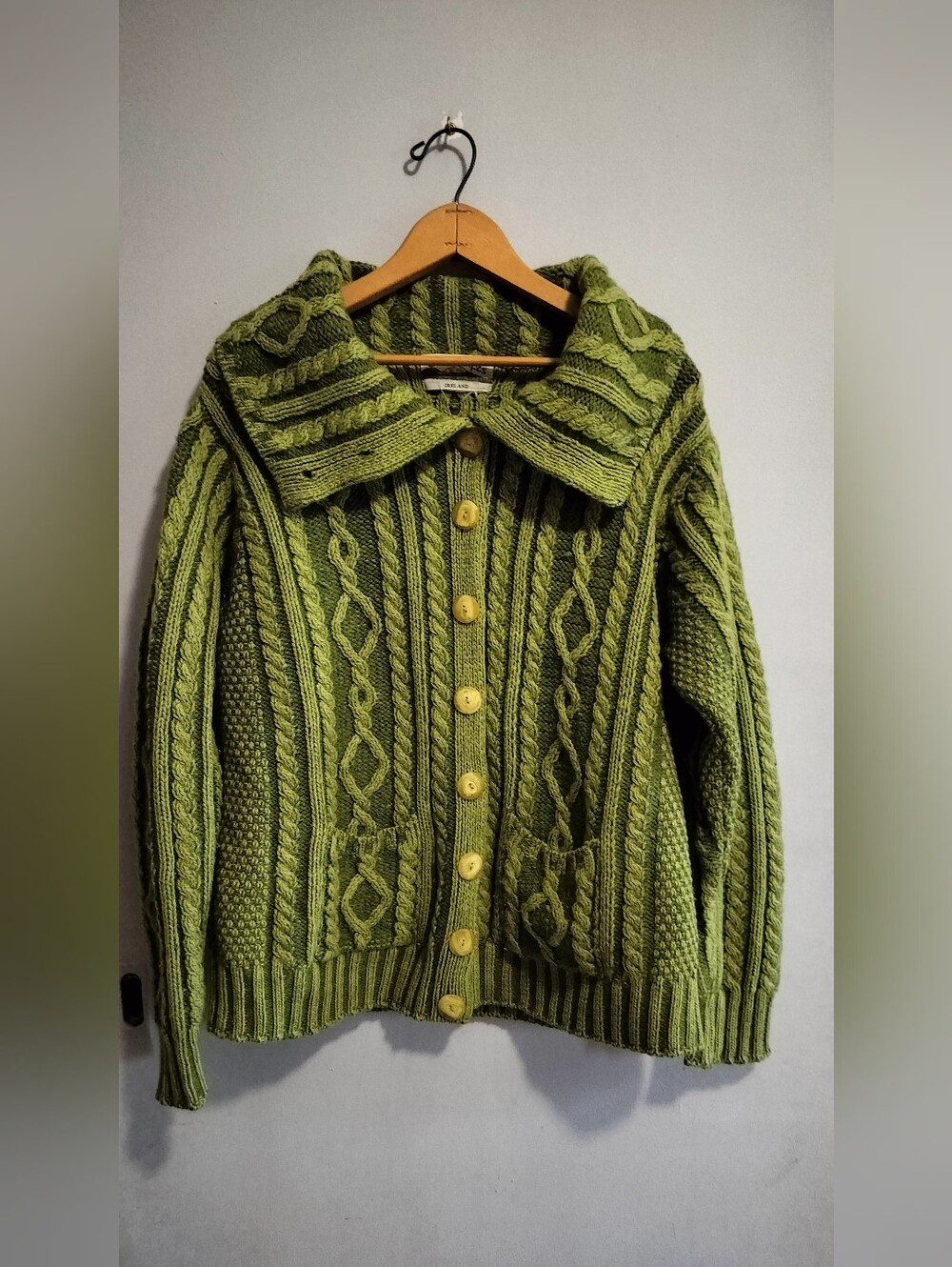 Aran Crafts Ireland 100% Merino Wool Green Cable Knit Chunky Cardigan Sweater